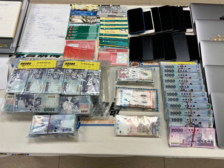 海匯國際在國內吸金9億，刑事局查獲大筆現金。翻攝畫面