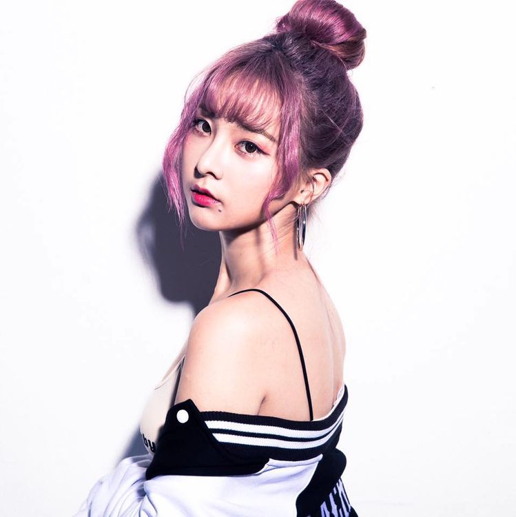 奎丁分享自己也曾是大學生了沒班底，當時就對Lulu待人親人印象深刻。引自奎丁臉書