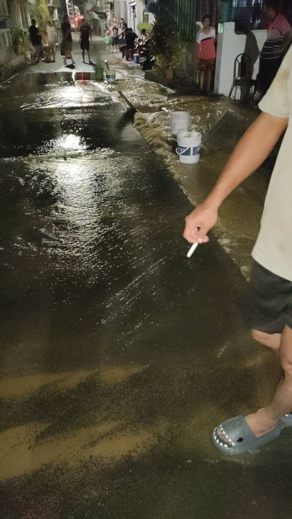 關廟傳出水管破裂，部分住戶停水。讀者提供