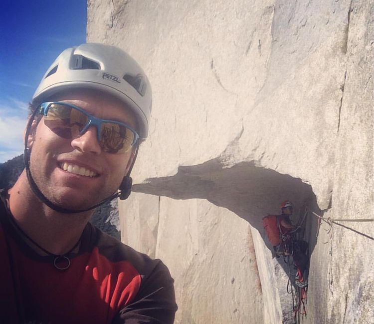 徐耀群除了是登山家也是攀岩教練，卻不幸在日前攀爬玉山東峰時，挑戰攀岩上切失敗，頭部重創身亡。引自徐耀群臉書