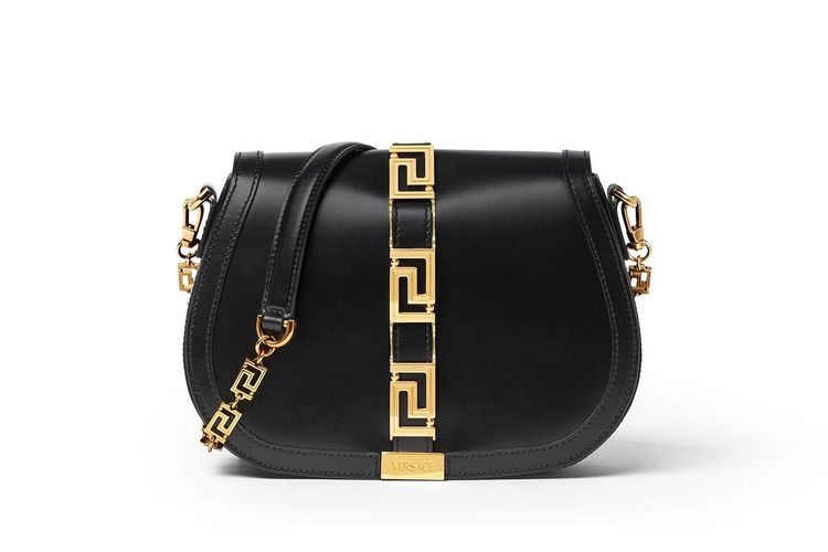 Greca Goddess迷宮女神黑色肩背包大型款，10萬2500元。品牌提供