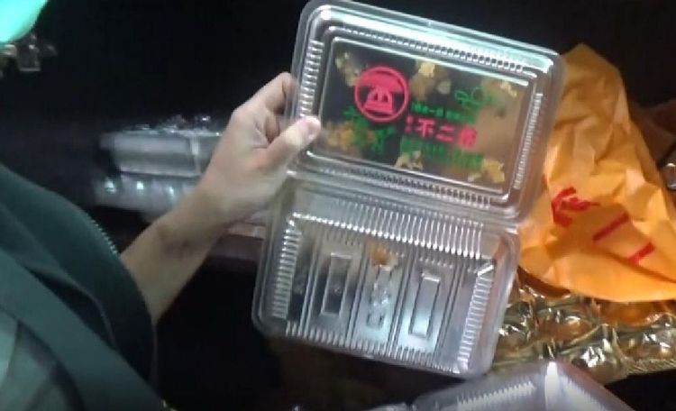 不二坊是中秋節排隊名店。