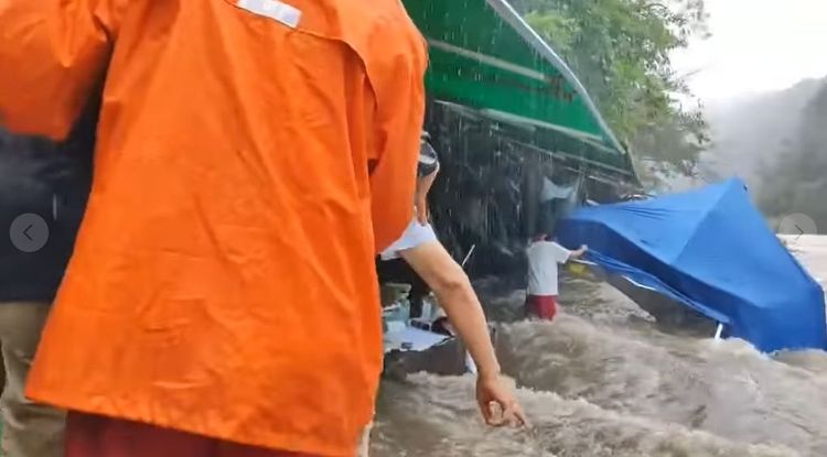 客廳帳被沖走。引自網路