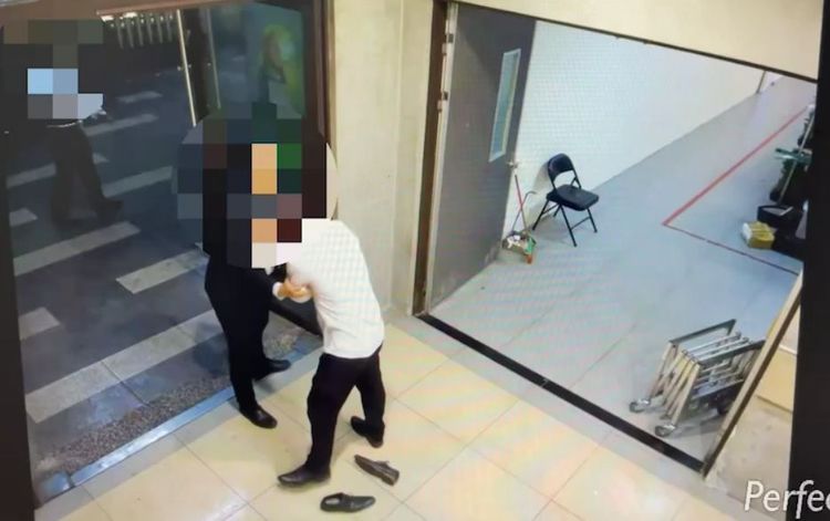 後來在旁人勸阻下，2人才稍微冷靜。大安警分局提供