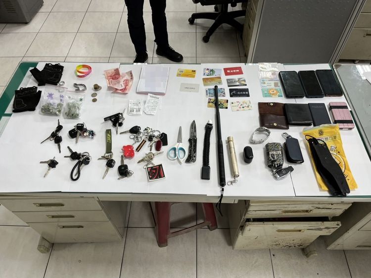 警呼籲民眾到光復分駐所認領失物。翻攝畫面