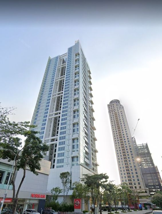 七期「新朗日匯」重新出發，近期實價登錄終於「見到影」，多筆成交價依高低樓層每坪45至55萬元。翻攝畫面