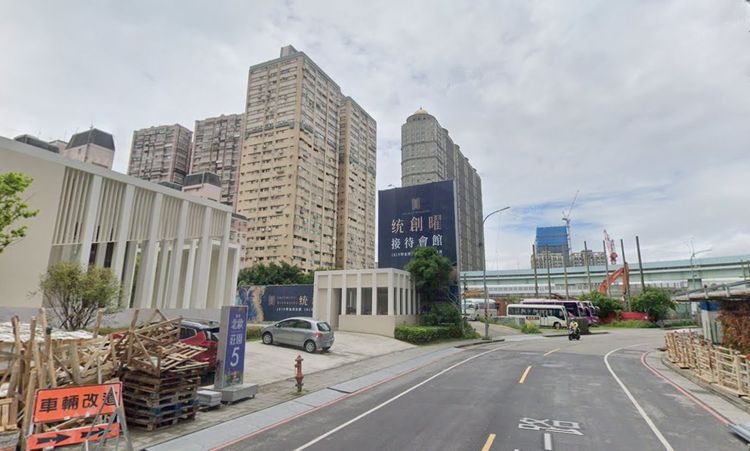 板橋鄰近台北而且機能優渥，致使重劃區房價走高，例如江翠北測重劃區如今6字頭高價宅漸多，全區房價直追新板特區，示意圖。翻攝Google map