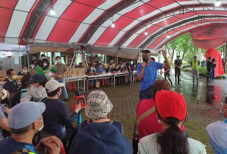 現場與參與的民眾互動。新北消防提供