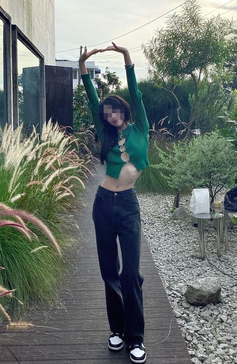 蔡女身形精瘦，IG可見許多美照。翻攝疑似蔡女IG