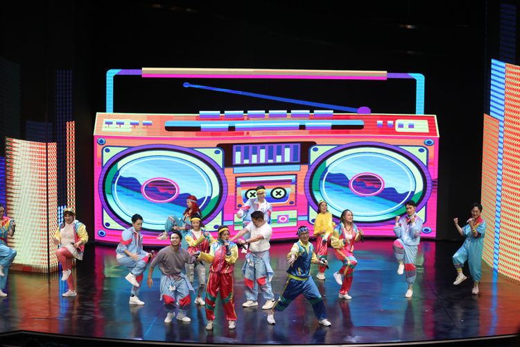 DJ們帶來熱力演出。陳明中攝