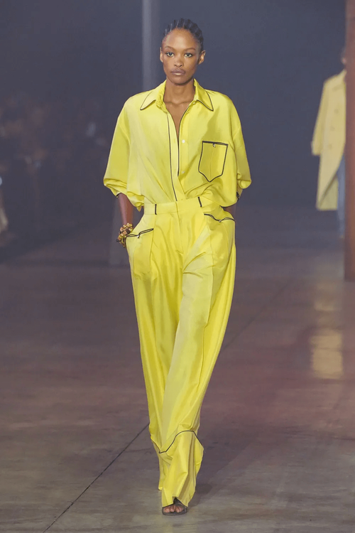 BALLY 2023春夏系列大秀。翻攝VOGUE RUNWAY網站