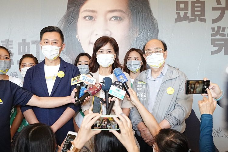 沈慧虹昨天（17日）成立百工百業後援會，林智堅也重磅回歸。沈慧虹團隊提供