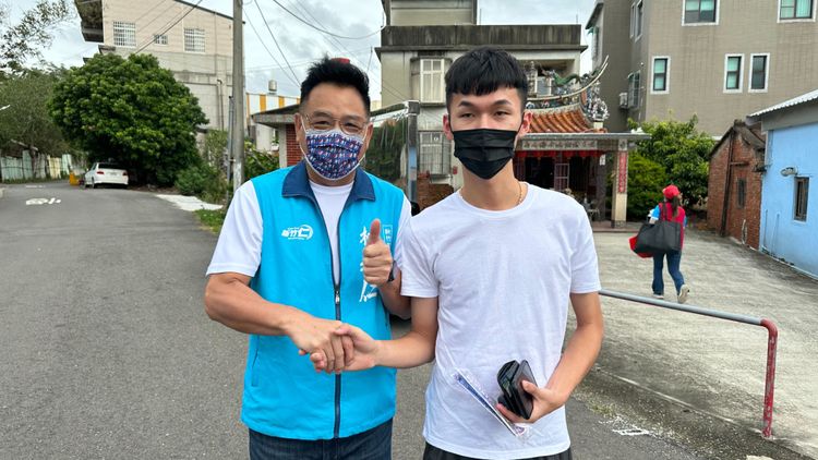 國民黨新竹市長參選人林耕仁今天（18日）來到南隘里拜票。林耕仁競辦提供