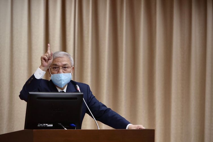 央行總裁楊金龍今日赴財委會備詢。林林攝