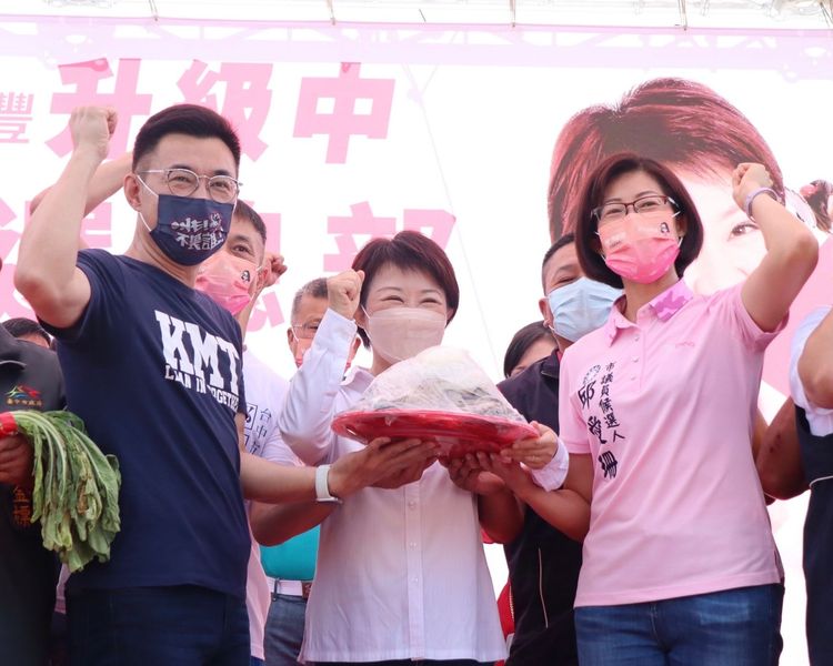 江啟臣呼籲對手當前應以救災為重，過度政治攻防大可不必。盧秀燕競總提供