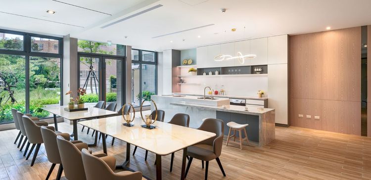 三元街兼具自然環境條件，房價比鄰近的藝文特區親民，近年推案以首購型產品為主，圖為「大睦敦品」。翻攝大睦敦品官網