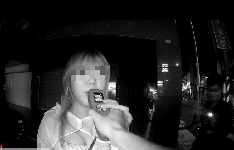 劉女酒測值超標被送辧。讀者提供