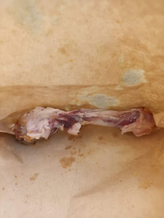 這就是同事給的那支20年來第一支炸雞腿。翻攝《爆廢公社》