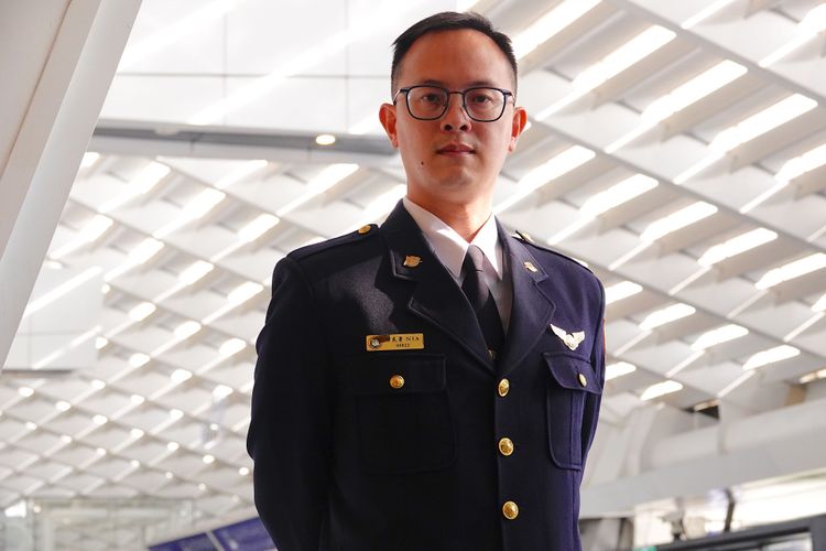 移民署國境事務大隊科員黃亮廸。施昂強攝