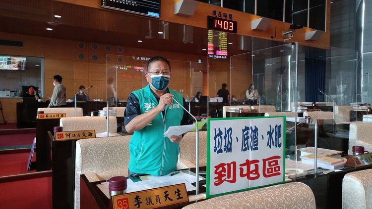 民進黨台中市黨部主委李天生認為盧秀燕態度變強硬是「怕了」。李天生提供