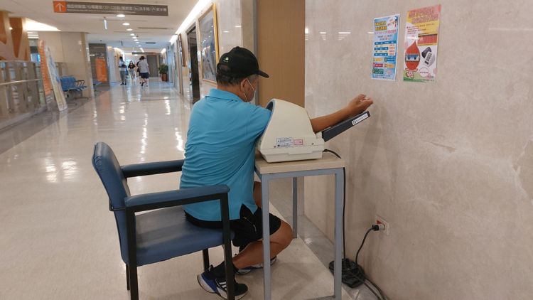 陳姓女護理指控，要求吳男量完血壓後，吳男即脾氣大發。圖非當事人。楊永盛攝