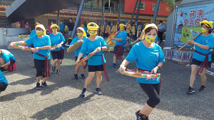 南方澳鯖魚祭為蘇澳每年中秋前後舉行的創意慶典，發展至今10多個年頭，已成為當地最具代表性的文化慶典。公所提供