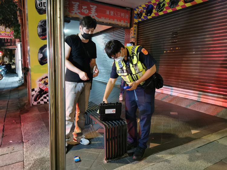 小客車駕駛酒測。陸運鋒攝