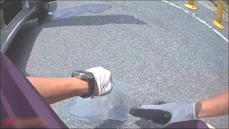 警方查緝過程，起獲模擬手槍1支、CO2鋼瓶4瓶、鋼珠1袋等證物。警方提供