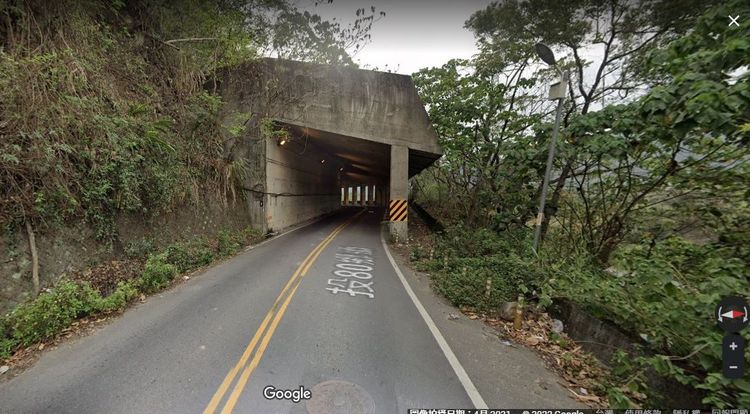 李女行經投80線1.6公里處的明隧道發生車禍。翻攝Google map
