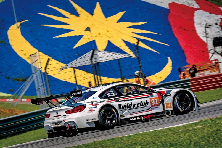 陳俊杉原本想從事機車賽事，但受於體型限制，17歲左右，開始轉往接觸極限賽車（汽車）運動。陳俊杉提供