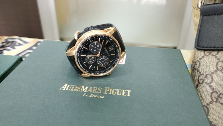 警方查扣ＡＰ錶，市價超過２００萬元。王勇超攝