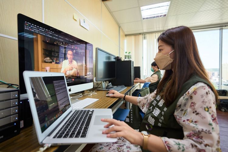 鄭運鵬推教育五條柱政見。鄭運鵬競辦提供