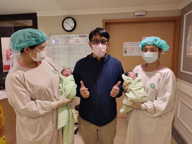 林先生今天開心迎接家中第三胎龍鳳胎，其中小妹還選擇10:10出生，生日密碼令人驚喜。茂盛醫院提供