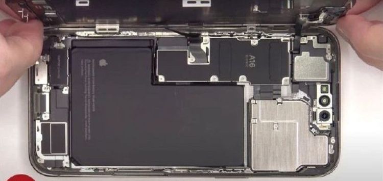 iPhone 14 Pro Max的A16 Bionic晶片使用台積電4奈米製程。翻攝PBKreview