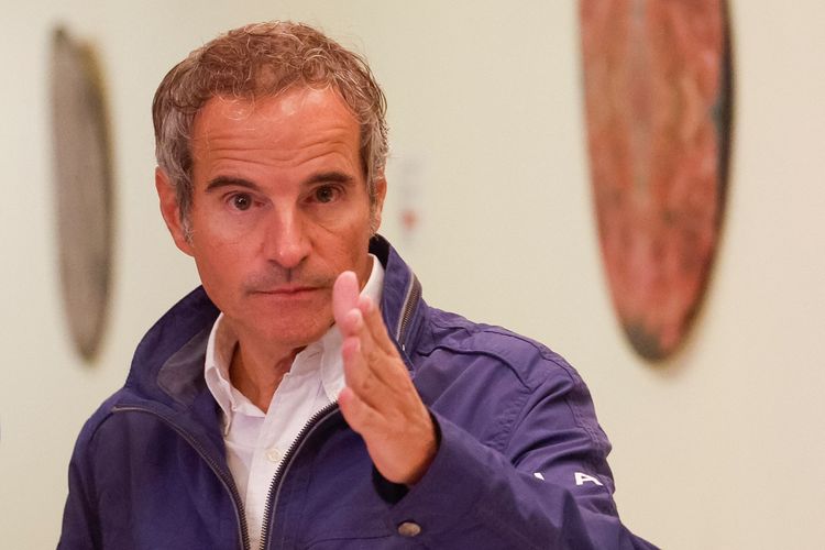 國際原子能總署署長葛羅西強調，俄羅斯掌控的札波羅結核電廠「當然」屬於烏克蘭。路透社