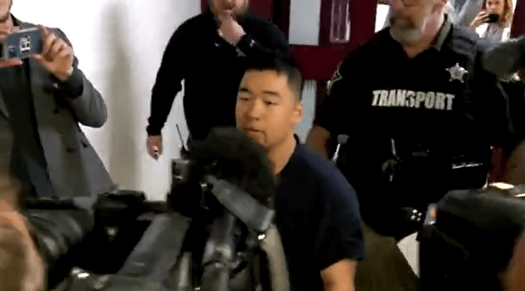 吉米出庭。CBS NEWS
