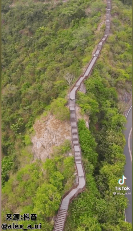 龍頭山步道又被稱做小長城。