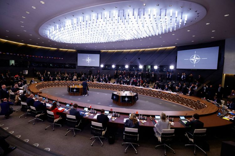 北約國防部長會議13日在布魯塞爾舉行。路透社