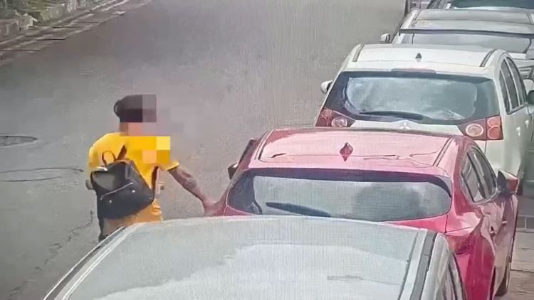 兇嫌陳男離去時被監視器拍下。資料畫面