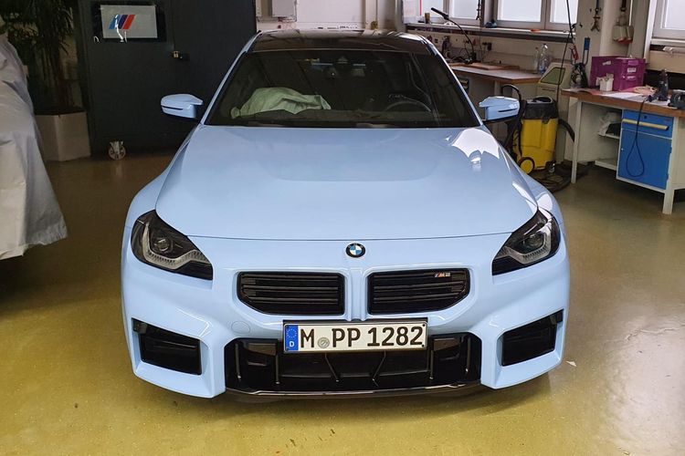 先前被流出的BMW大改款M2無偽裝照片。取自bimmerpost