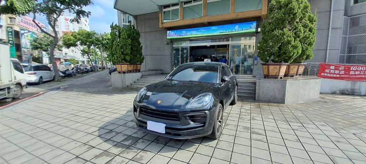 警方查扣保時捷休旅車。讀者提供