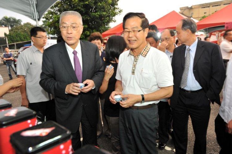 李朝卿涉犯其中81罪，每罪分依貪污罪判刑5年6月至6月2月徒刑，刑期加總超過400年。資料照