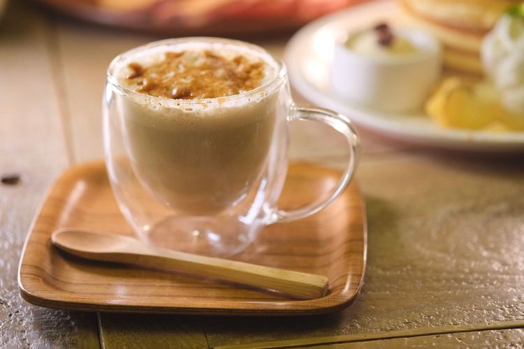 焙茶黑糖奶茶售價160元。陳志淵攝