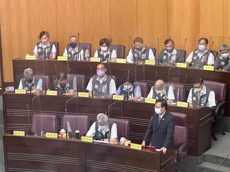 鄭文燦議會備詢。翻攝畫面