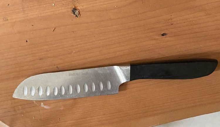 警方查扣刀械。桃園警分局提供