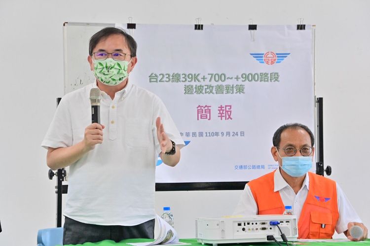 針對台11線、台23線劉櫂豪曾多次與交通部公路總局商討對策。劉櫂豪競選總部提供