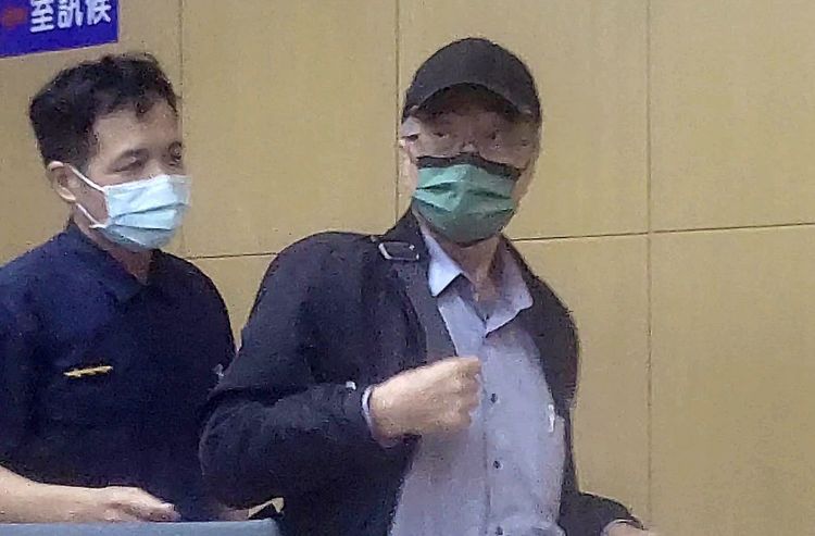 珍菌堂教育長高枝錸20萬交保。呂志明攝