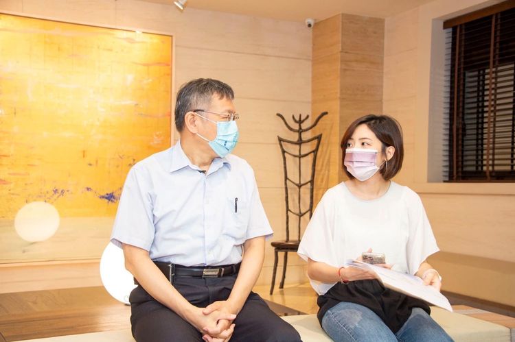 翻攝黃瀞瑩臉書