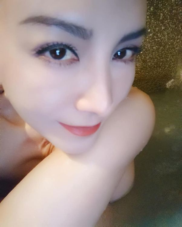 55歲美魔女「田麗」經常在網路上分享美照。翻攝《田小麗的台東生活》粉絲專頁