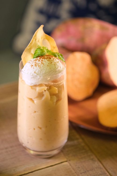 地瓜思慕昔售價180元。陳志淵攝